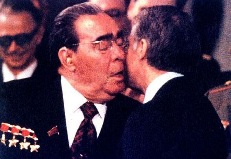 Brezhnev_Kiss_Carter.jpg
