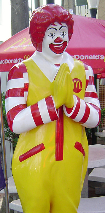 Ronald_mcdonald_thailand.jpg