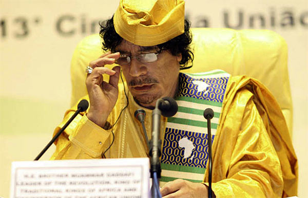 Kaddafi_Yellow_Suit.jpg