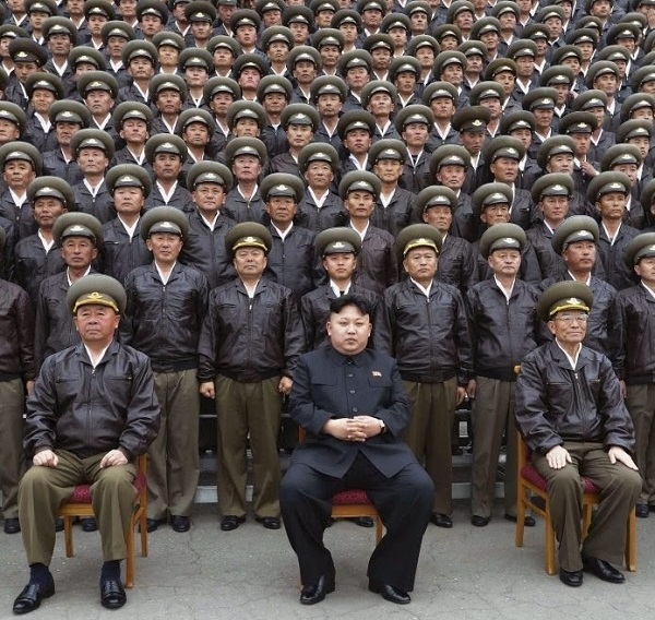 NKOR.2015.02.Happy Birthday Kim Jong Un.EXCERPT.(600).jpg