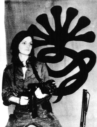 Patricia Hearst - Symbionese Liberation Army.jpg
