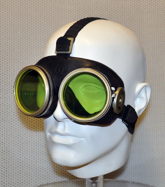 Russian military goggles.jpg
